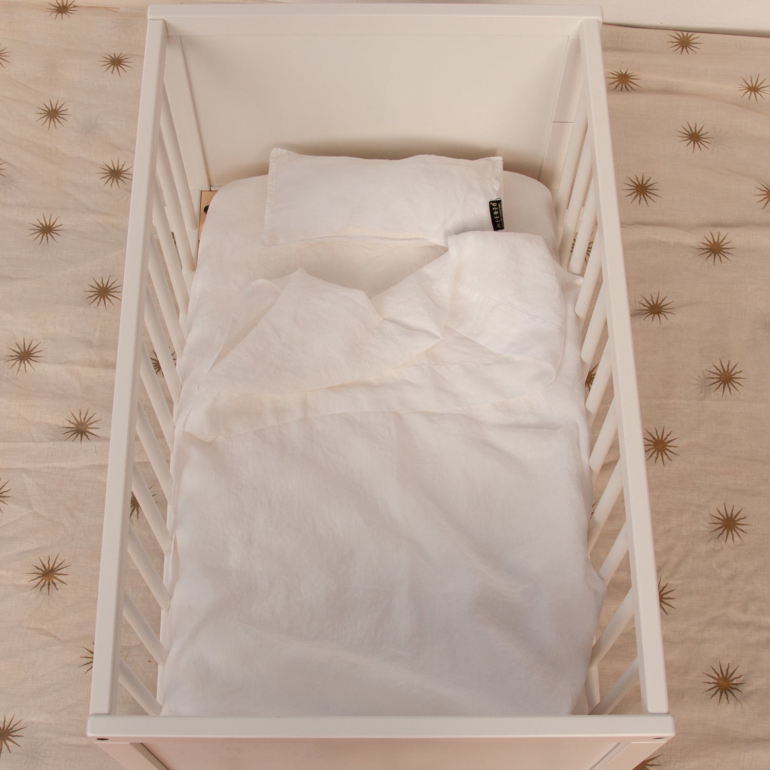 BASIC mini crib linen