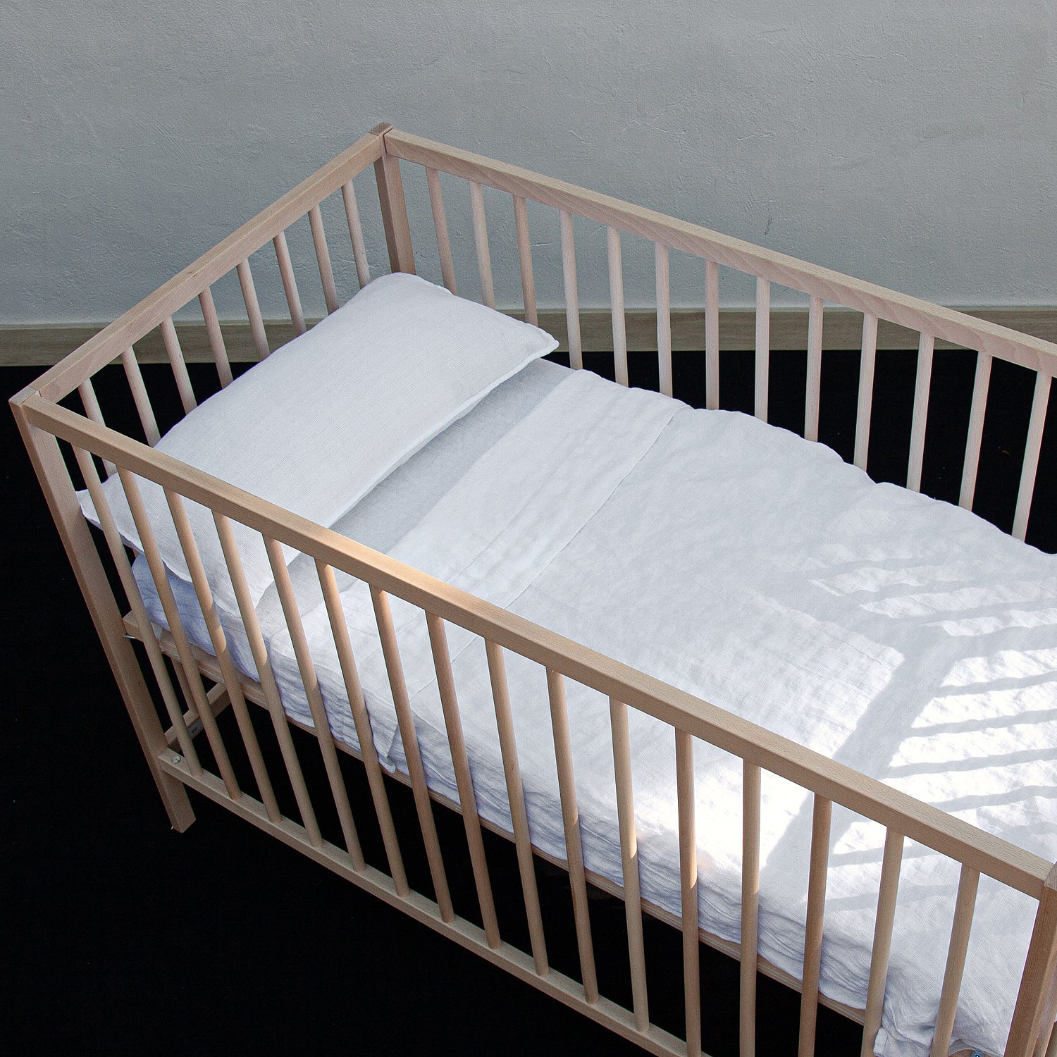 AURORA crib linen